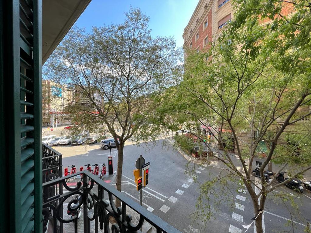 Big And Bright Apartment Bcn บาร์เซโลนา ภายนอก รูปภาพ