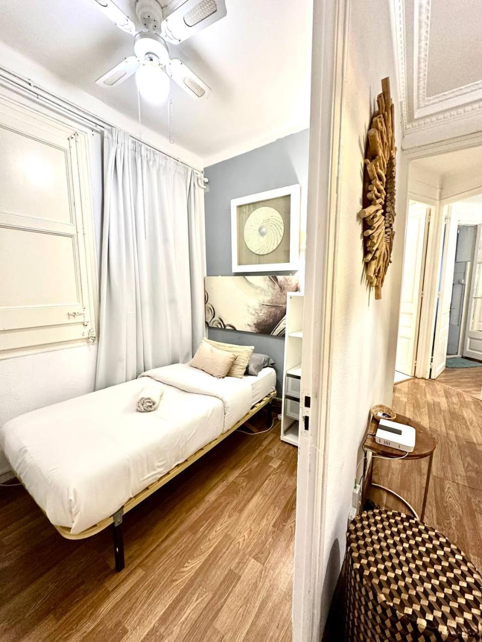 Big And Bright Apartment Bcn บาร์เซโลนา ภายนอก รูปภาพ